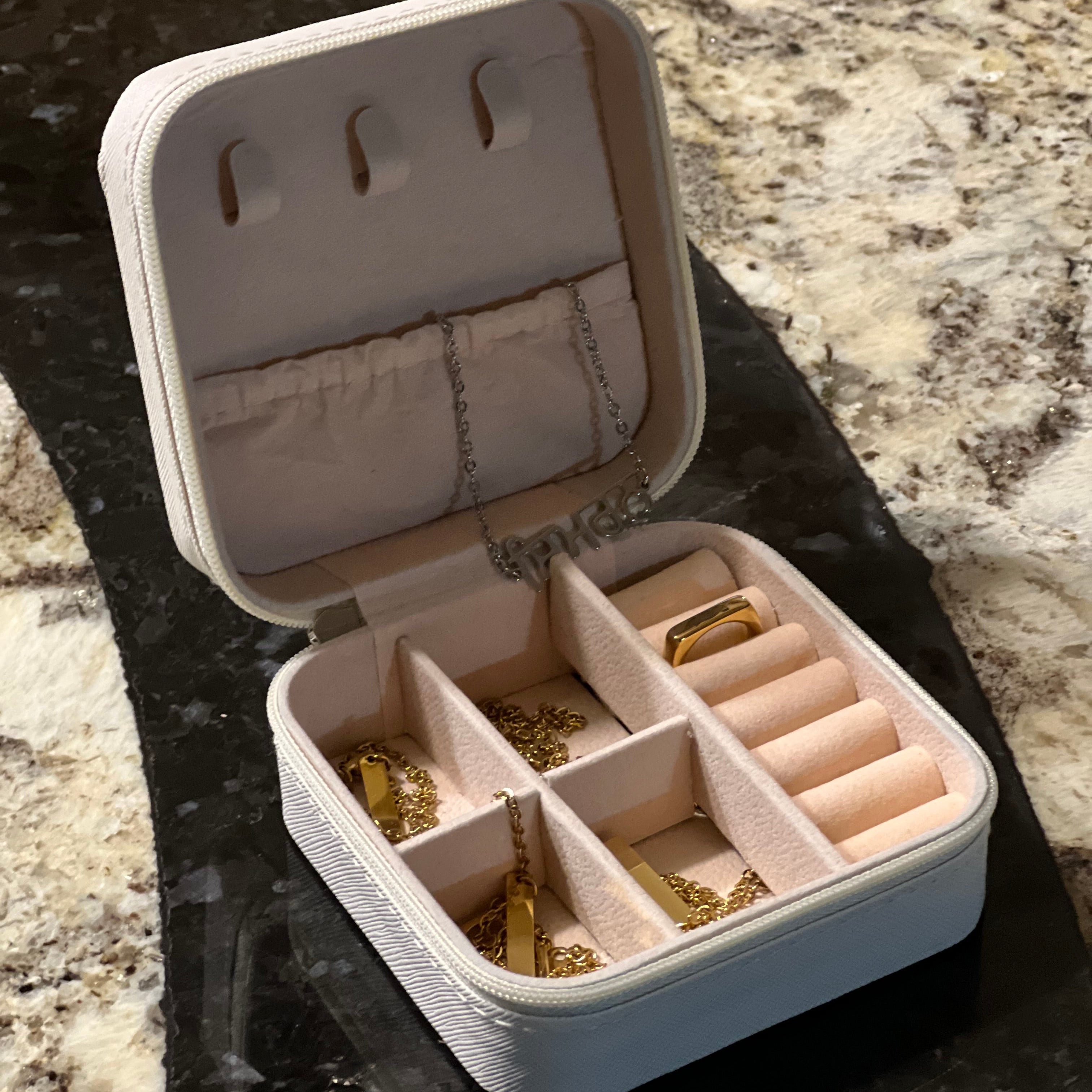 Afsaana Jewelry Organizer Case